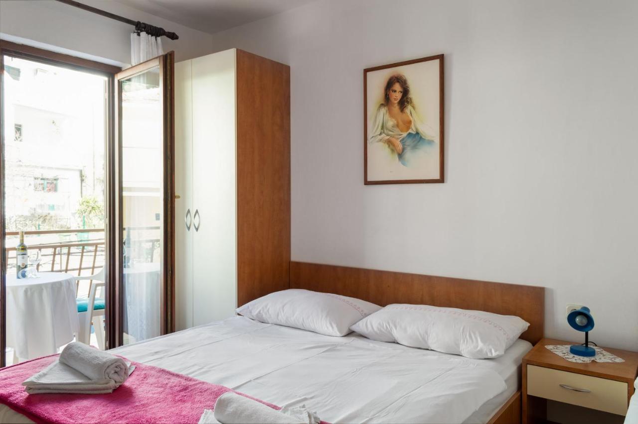 Niko Apartments Drvenik  Εξωτερικό φωτογραφία