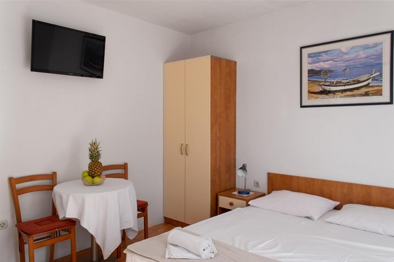 Niko Apartments Drvenik  Εξωτερικό φωτογραφία